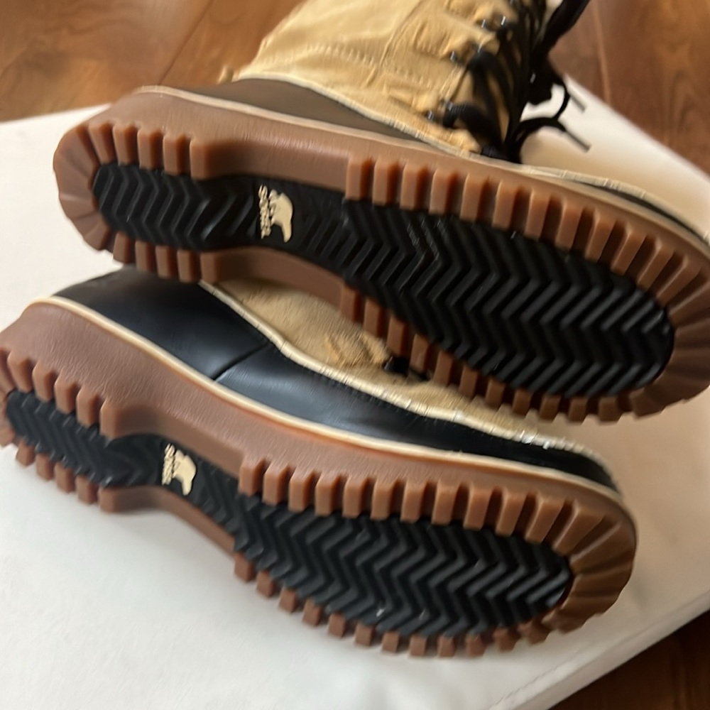 Sorel Tan Tivoli Il High Waterproof Lace Up Winter Boots Women's size 7 - Picture 5 of 8